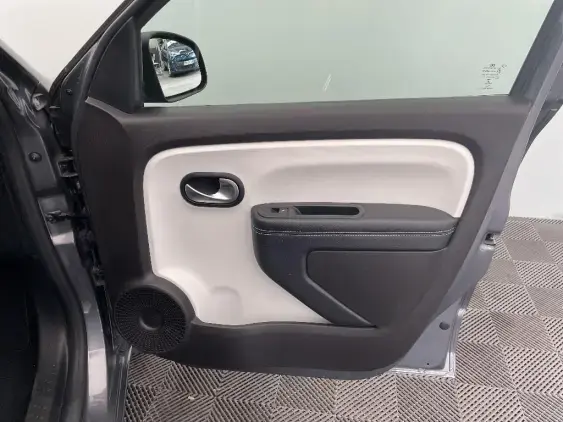 RENAULT TWINGO ELECTRIQUE III - voiture d'occasion - Photo 20