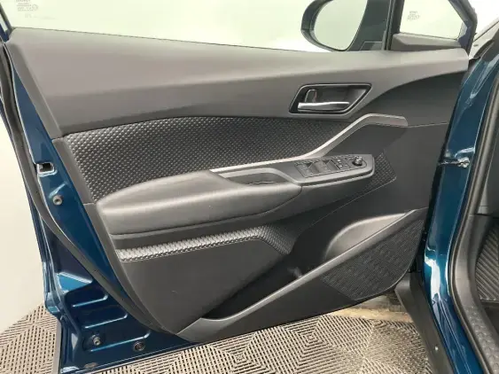 TOYOTA C-HR - voiture d'occasion - Photo 19