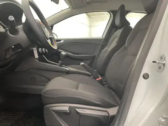 RENAULT CLIO V - voiture d'occasion - Photo 17