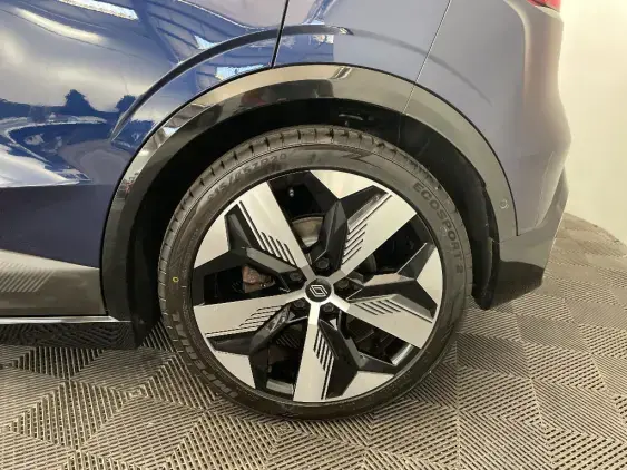 RENAULT MEGANE V - voiture d'occasion - Photo 24