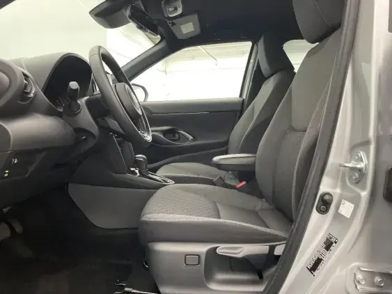 TOYOTA YARIS CROSS I - voiture d'occasion - Photo 18