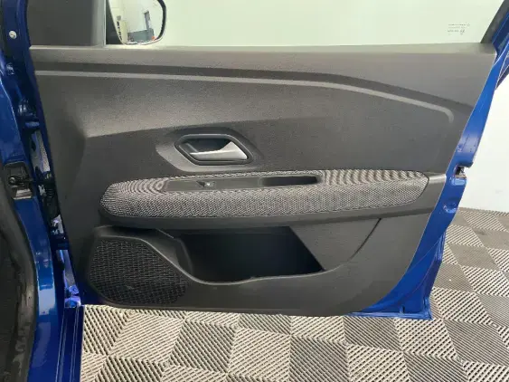 DACIA SANDERO III - voiture d'occasion - Photo 20