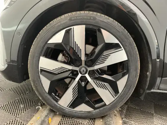 RENAULT MEGANE V - voiture d'occasion - Photo 23