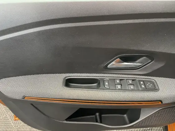 DACIA SANDERO III - voiture d'occasion - Photo 19