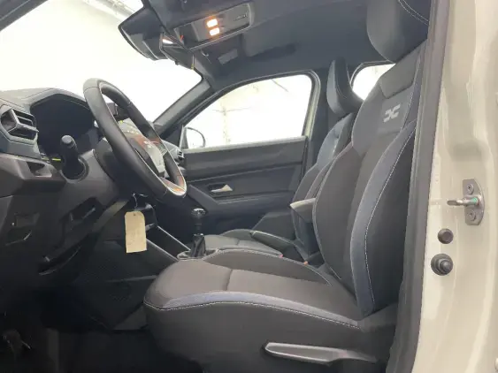 DACIA DUSTER III - voiture d'occasion - Photo 18