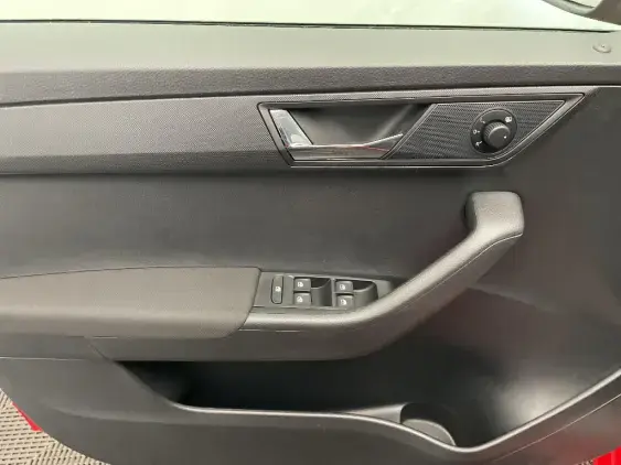 SKODA FABIA III - voiture d'occasion - Photo 19