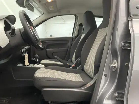 RENAULT TWINGO ELECTRIQUE III - voiture d'occasion - Photo 18
