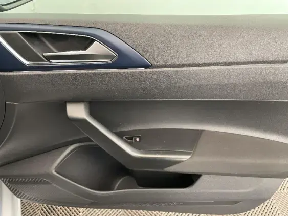 VOLKSWAGEN POLO VI - voiture d'occasion - Photo 20