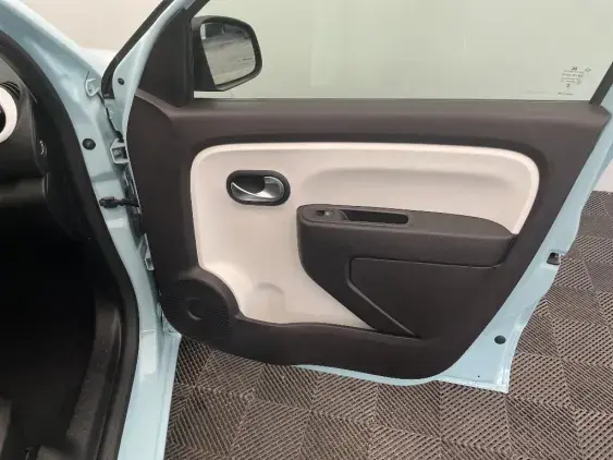 RENAULT TWINGO ELECTRIQUE III - voiture d'occasion - Photo 19