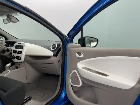 RENAULT ZOE - voiture d'occasion - Photo 16