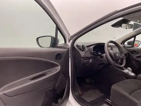 RENAULT ZOE - voiture d'occasion - Photo 18