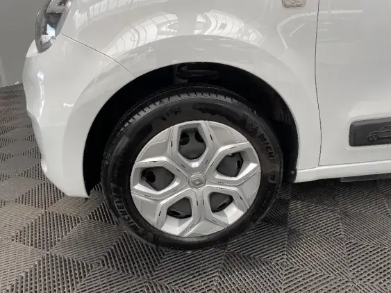 RENAULT TWINGO ELECTRIQUE III - voiture d'occasion - Photo 20