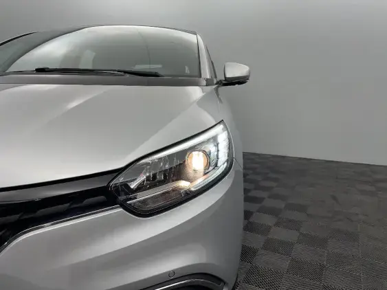 RENAULT SCENIC IV - voiture d'occasion - Photo 20