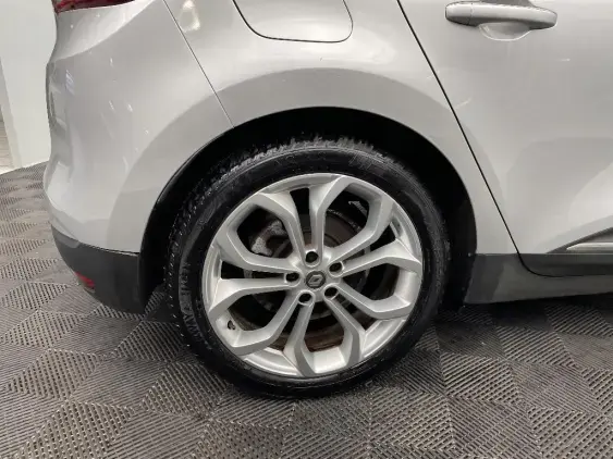 RENAULT SCENIC IV - voiture d'occasion - Photo 23