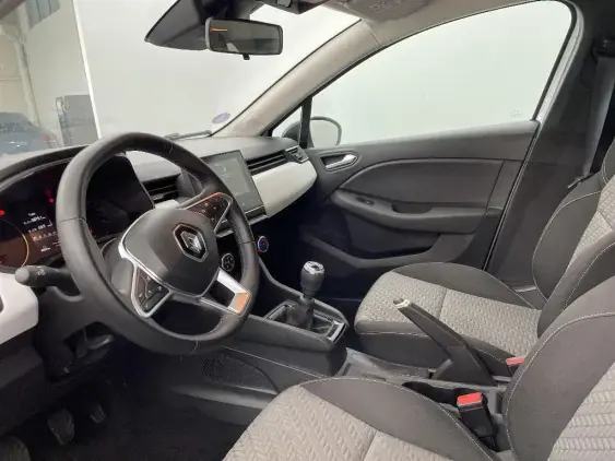 RENAULT CLIO V - voiture d'occasion - Photo 18