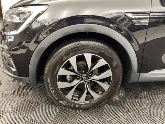 RENAULT ARKANA - voiture d'occasion - Photo 23