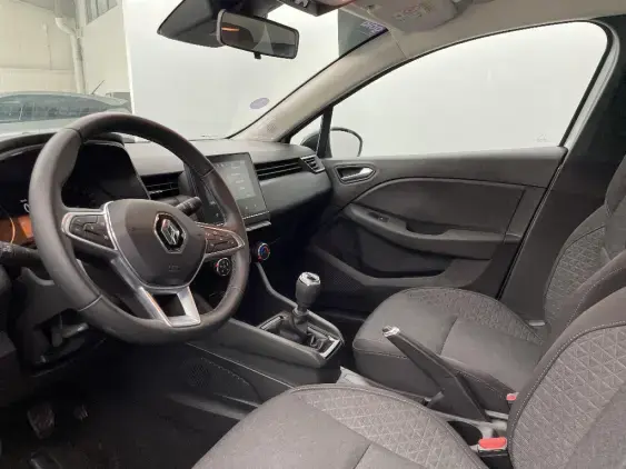 RENAULT CLIO V - voiture d'occasion - Photo 17