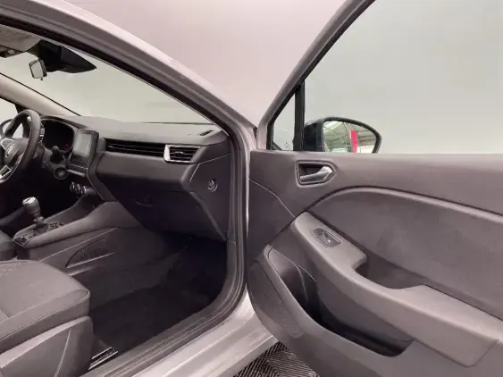 RENAULT CLIO V - voiture d'occasion - Photo 19