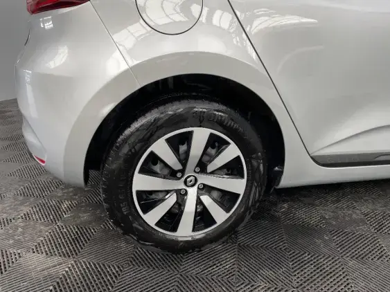 RENAULT CLIO V - voiture d'occasion - Photo 24