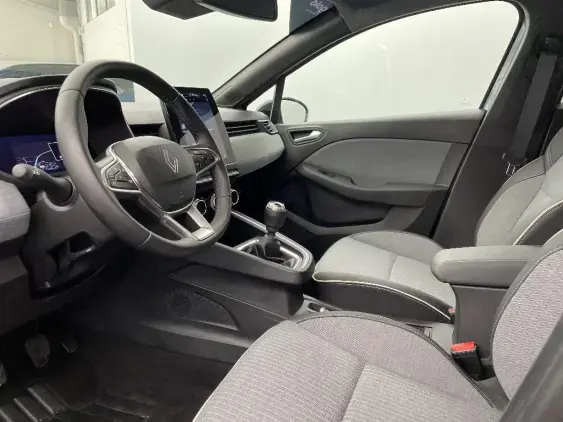 RENAULT CLIO V - voiture d'occasion - Photo 18