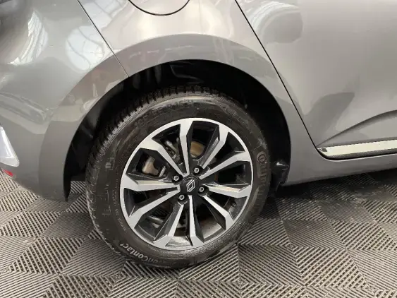 RENAULT CLIO V - voiture d'occasion - Photo 25