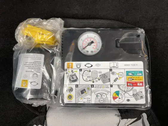 RENAULT MEGANE V - voiture d'occasion - Photo 17