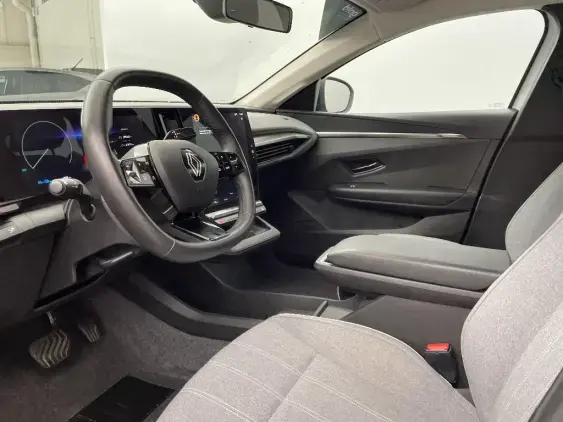 RENAULT MEGANE V - voiture d'occasion - Photo 18