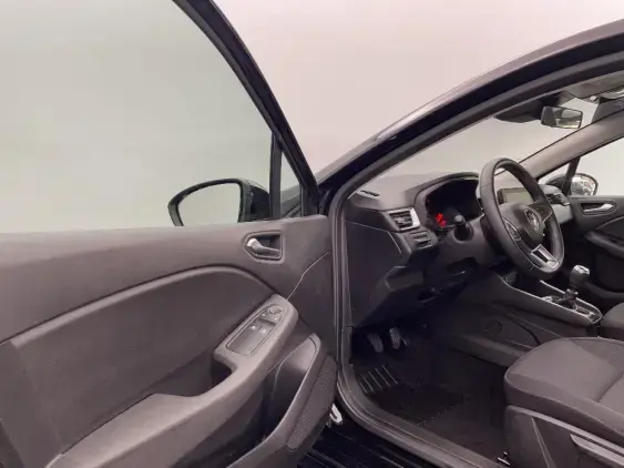 RENAULT CLIO V - voiture d'occasion - Photo 18