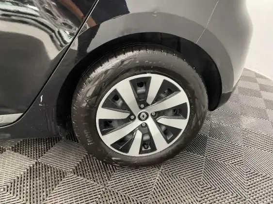 RENAULT CLIO V - voiture d'occasion - Photo 23