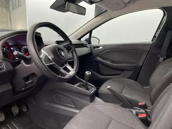 RENAULT CLIO V - voiture d'occasion - Photo 16