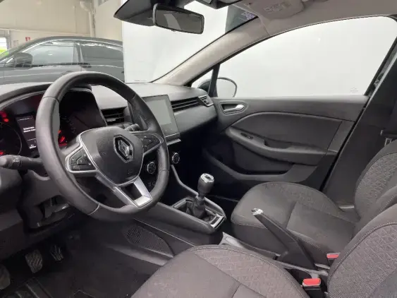 RENAULT CLIO V - voiture d'occasion - Photo 17