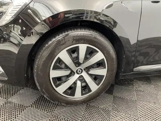 RENAULT CLIO V - voiture d'occasion - Photo 22