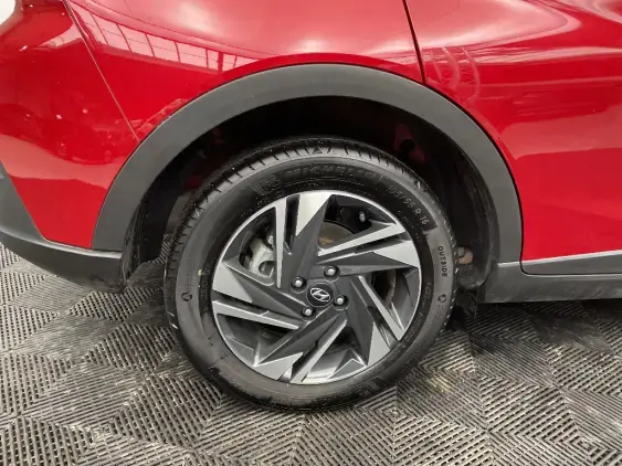 HYUNDAI BAYON - voiture d'occasion - Photo 25