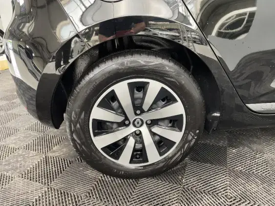 RENAULT CLIO V - voiture d'occasion - Photo 24