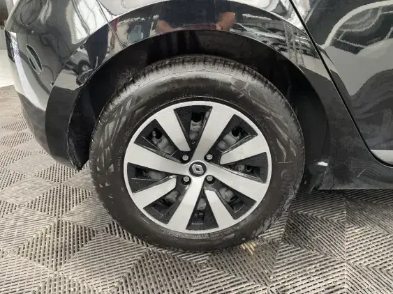 RENAULT CLIO V - voiture d'occasion - Photo 24