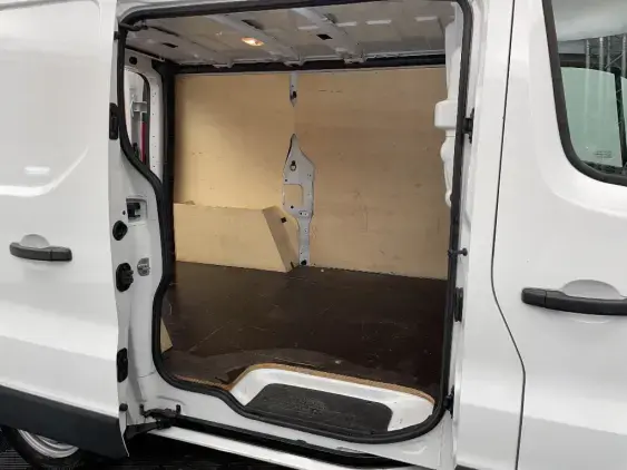 RENAULT TRAFIC FG III - voiture d'occasion - Photo 13