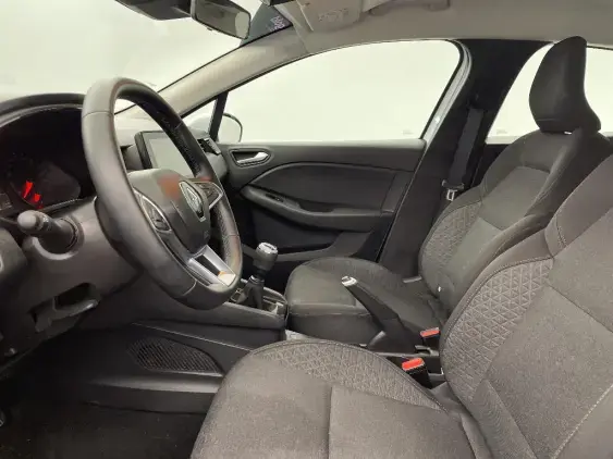 RENAULT CLIO V - voiture d'occasion - Photo 17