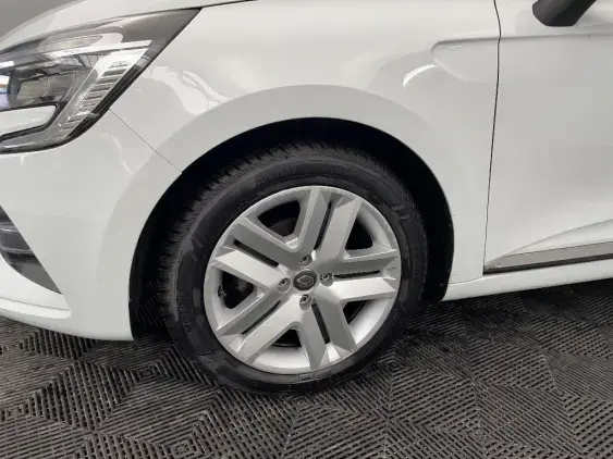 RENAULT CLIO V - voiture d'occasion - Photo 22