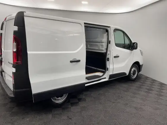 RENAULT TRAFIC FG III - voiture d'occasion - Photo 12