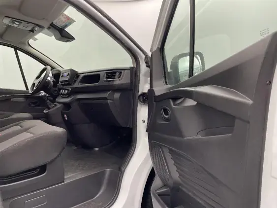 RENAULT TRAFIC FG III - voiture d'occasion - Photo 16