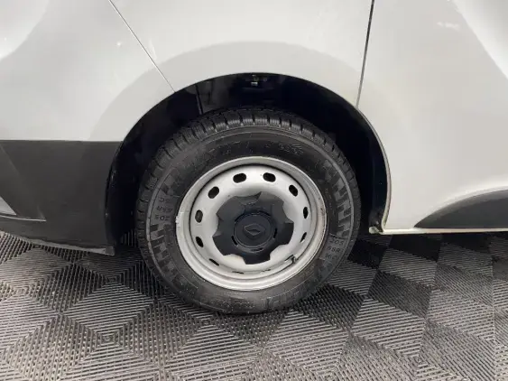 RENAULT TRAFIC FG III - voiture d'occasion - Photo 18