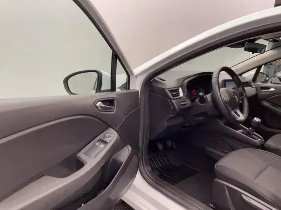 RENAULT CLIO V - voiture d'occasion - Photo 18