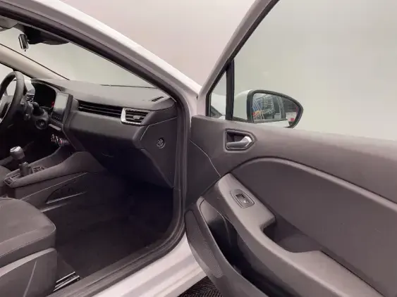 RENAULT CLIO V - voiture d'occasion - Photo 19