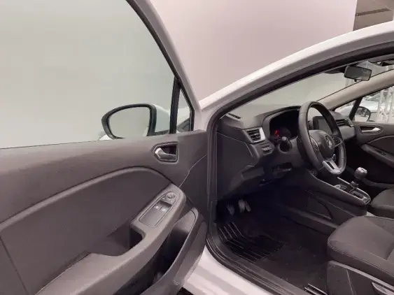 RENAULT CLIO V - voiture d'occasion - Photo 18