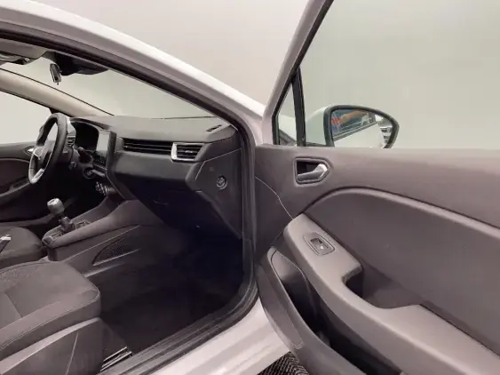 RENAULT CLIO V - voiture d'occasion - Photo 19