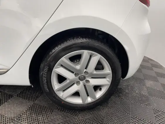 RENAULT CLIO V - voiture d'occasion - Photo 23