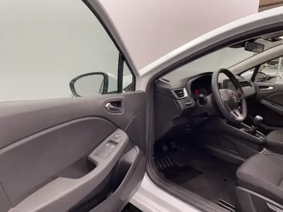 RENAULT CLIO V - voiture d'occasion - Photo 18