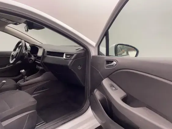 RENAULT CLIO V - voiture d'occasion - Photo 19