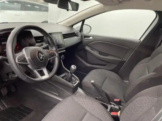 RENAULT CLIO V - voiture d'occasion - Photo 17