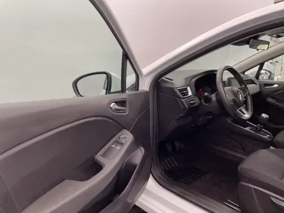 RENAULT CLIO V - voiture d'occasion - Photo 18